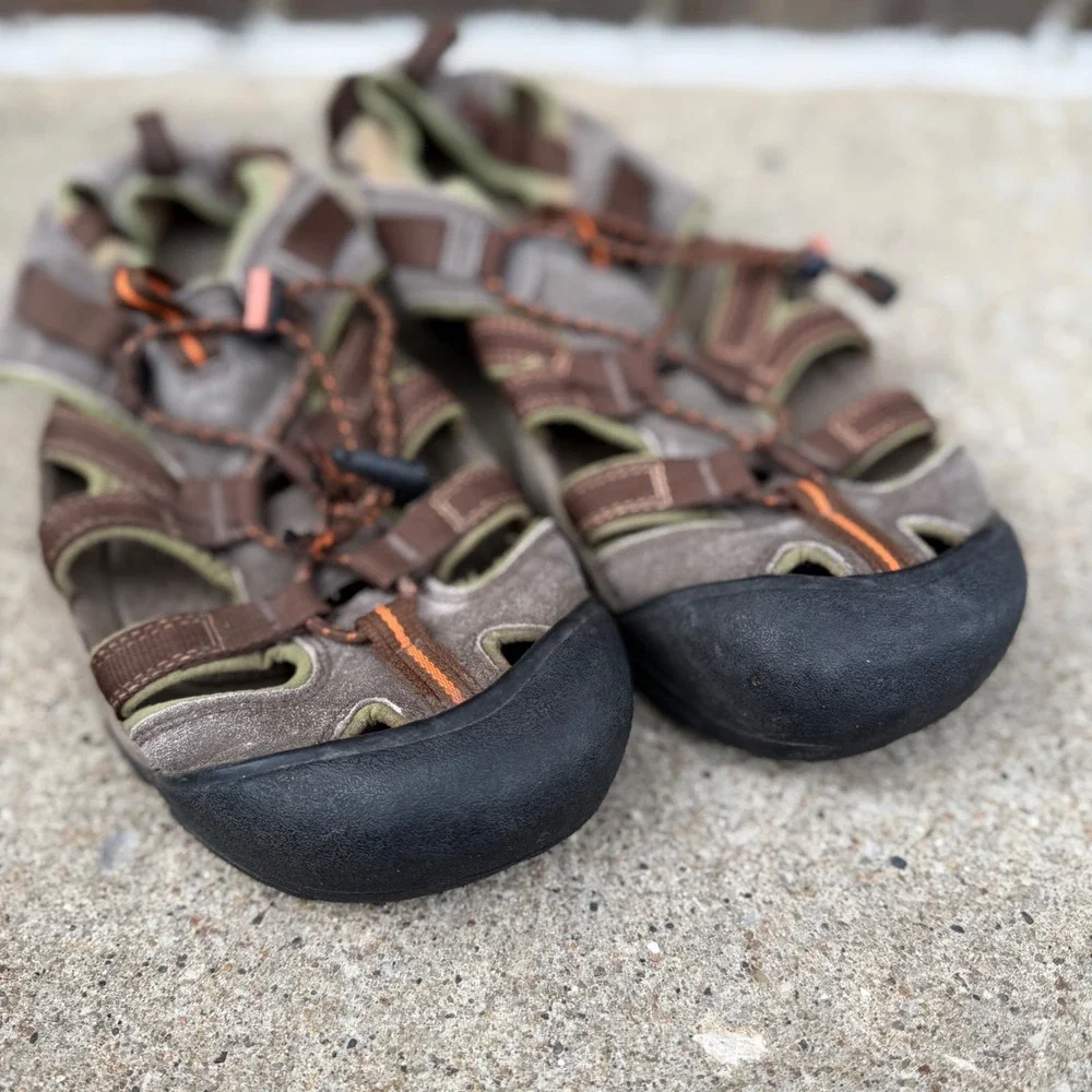 KEEN Newport H2 Mens Brown Olive Orange Sport Hiking Sandals Toe Guard Size 10.5